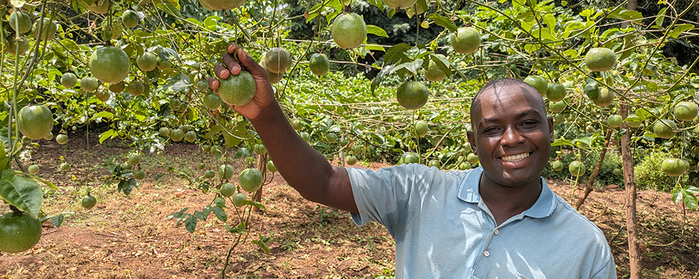 Isaac Uganda3-1000x400